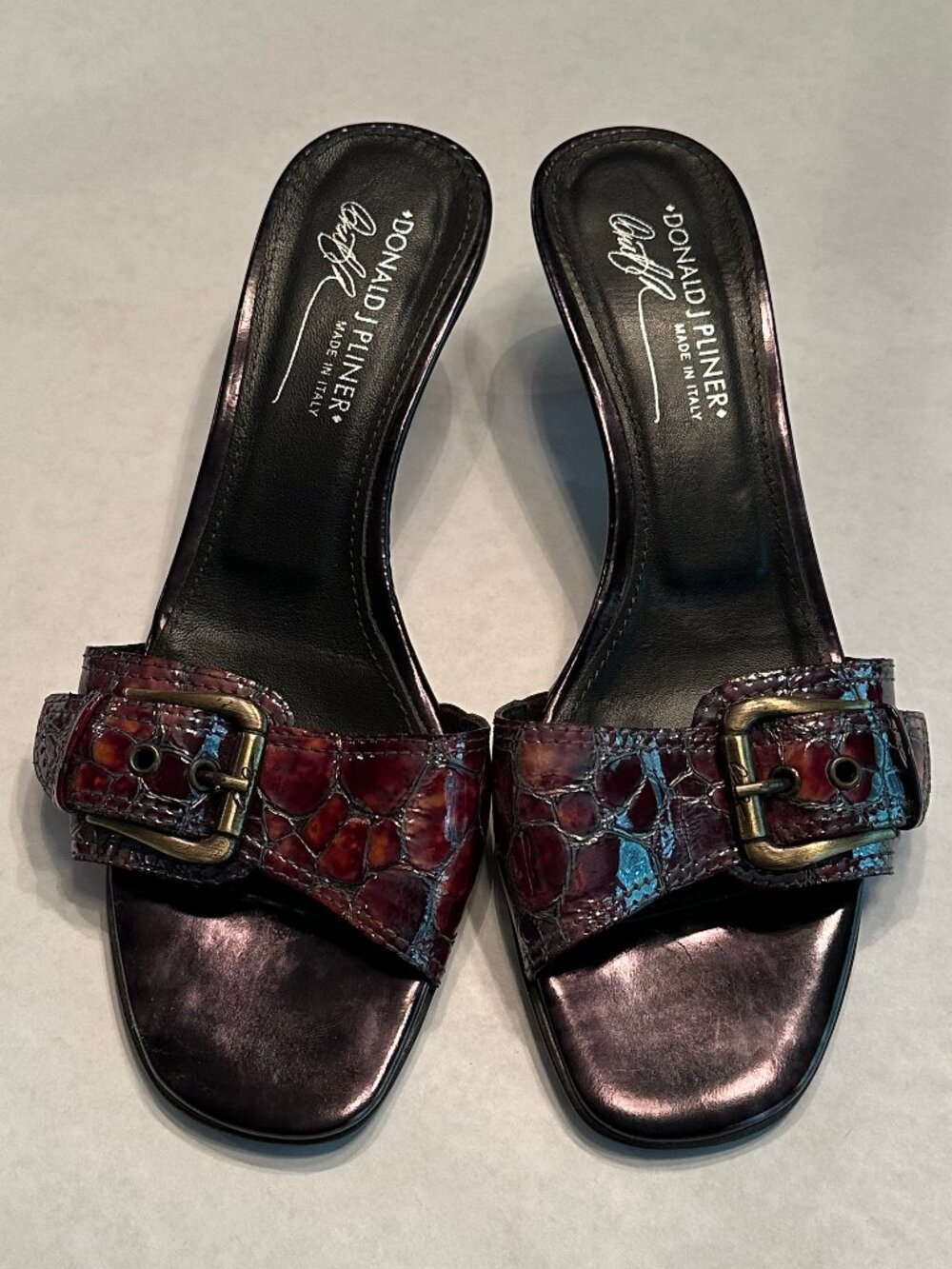 Donald J. Pliner, Italian made vintage 2008, brown tortoise patent leather